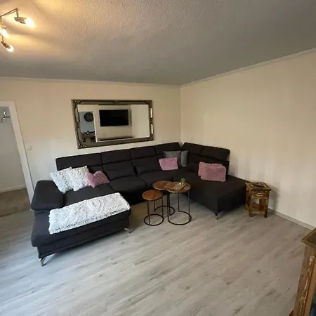Haus Nordseeschatz 15 Grosse Schatzkiste 4 Personen * Бюзум